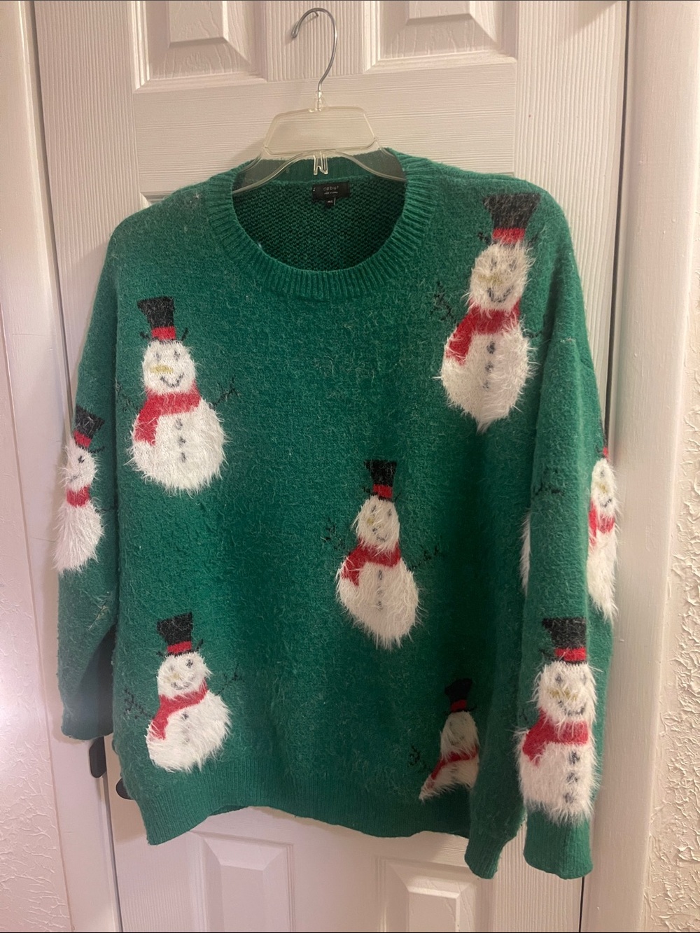 Debut  Green Snowman Motif Fuzzy Crewneck Sweater Size M/L Retail $89